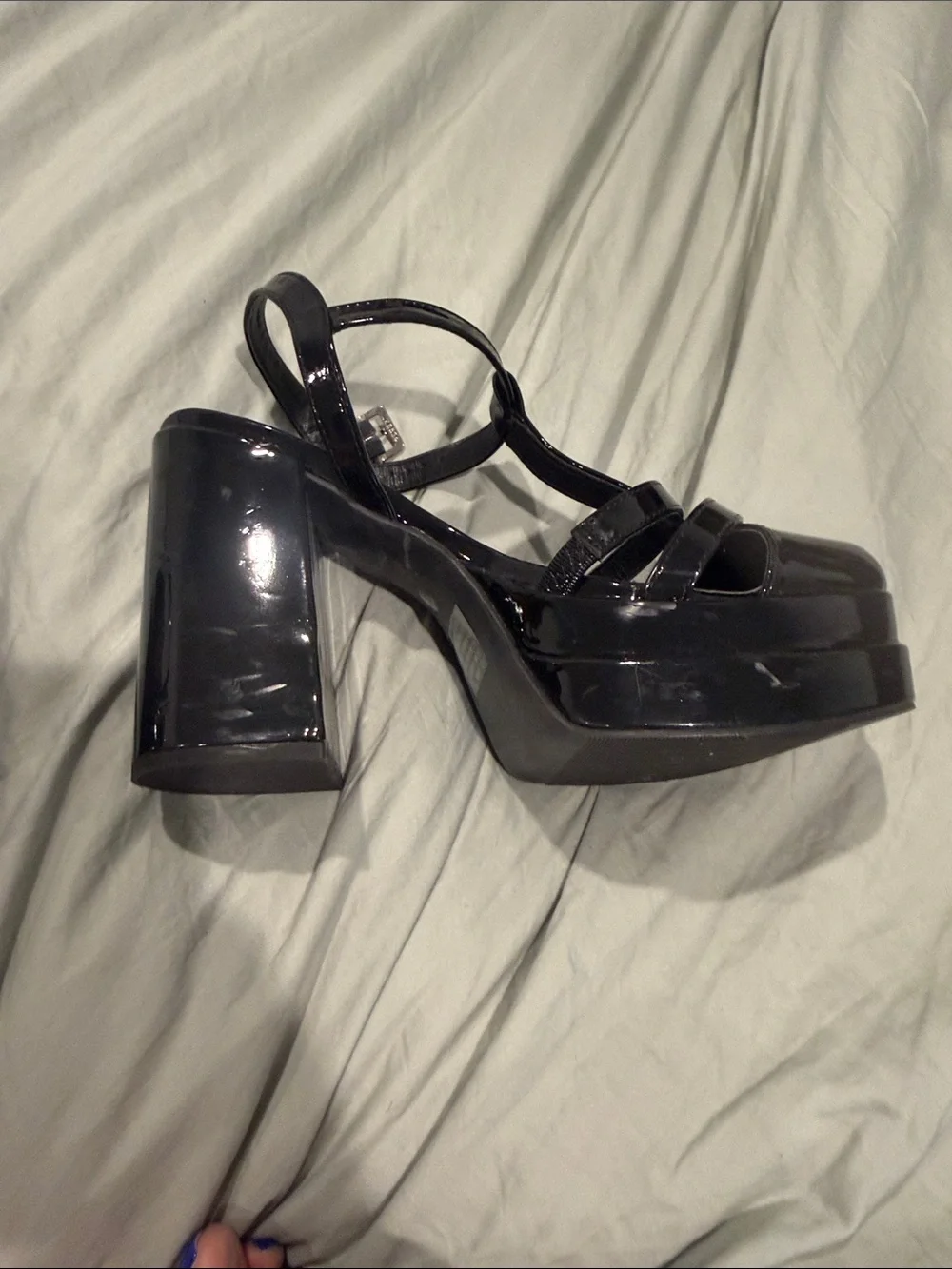 torrid Glossy Black Patent T-Strap Block Heel Sandals